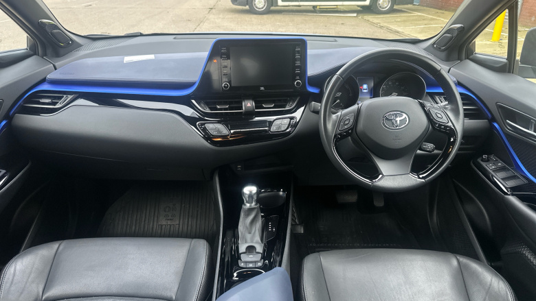 Toyota C-HR 2.0 Hybrid Dynamic 5dr CVT Hybrid Hatchback